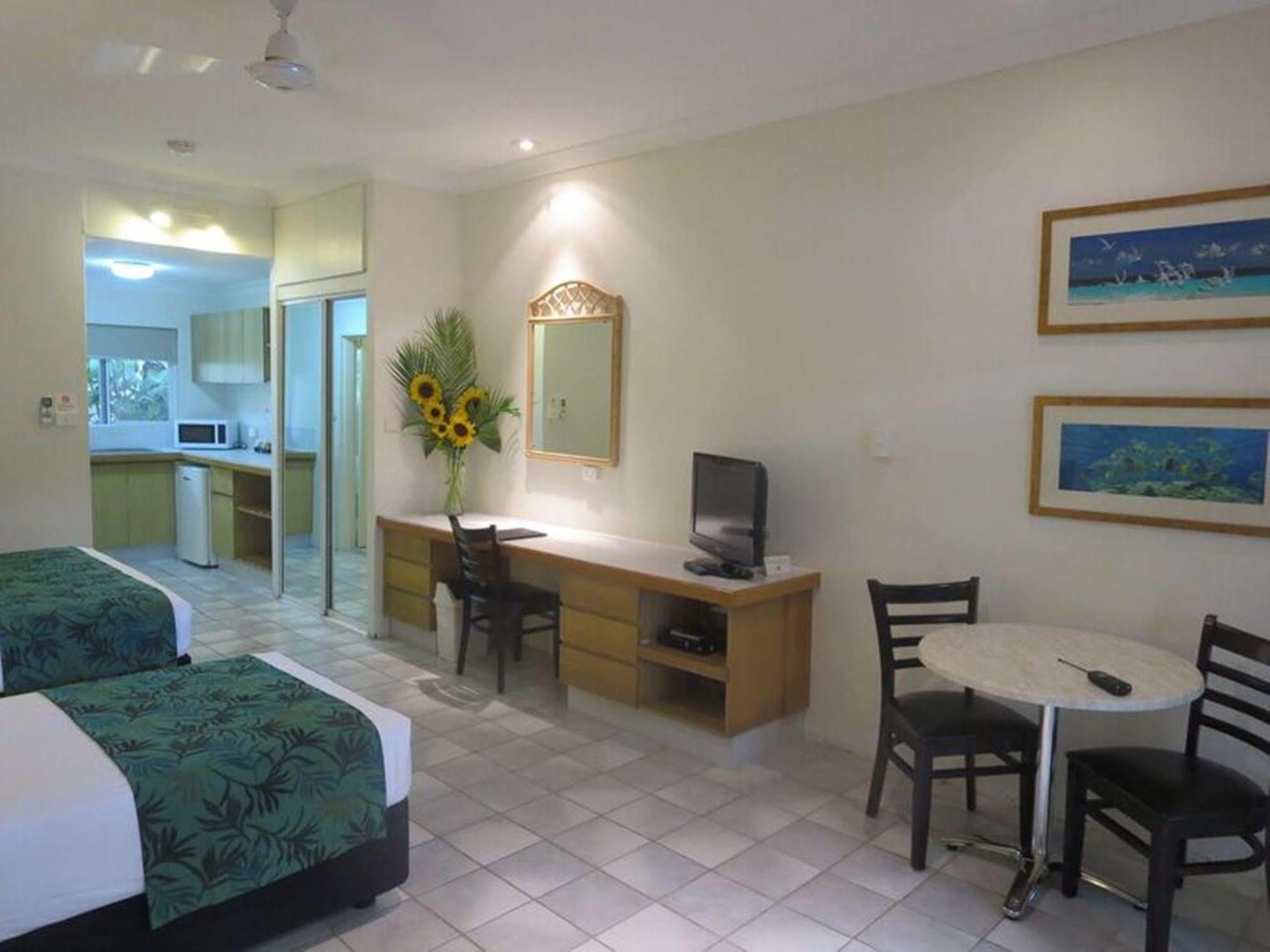 Lazy Lizard Motor Inn Port Douglas Luaran gambar